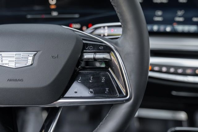 Used 2024 Cadillac Lyriq Luxury RWD image 33