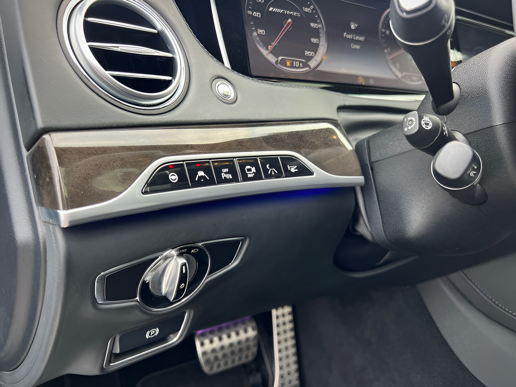 Used 2015 Mercedes-Benz S 63 AMG 4MATIC Sedan image 47