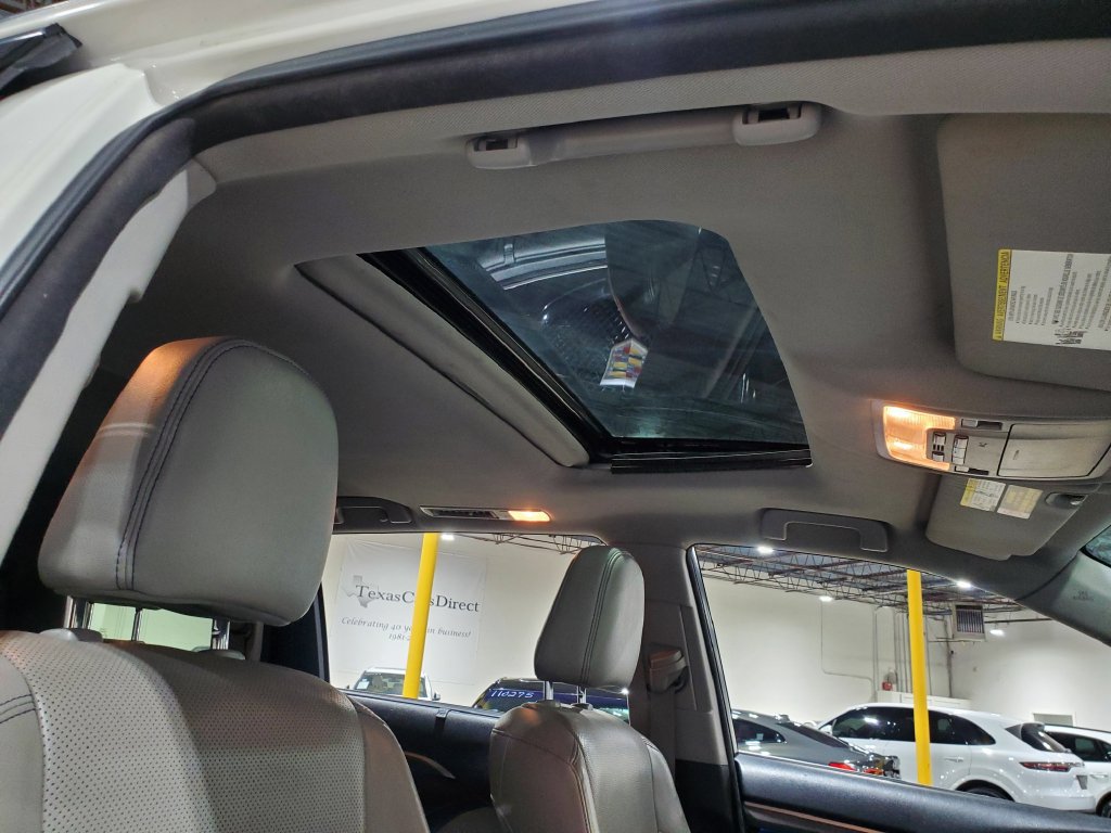 Used 2017 Toyota Highlander Limited FWD image 16