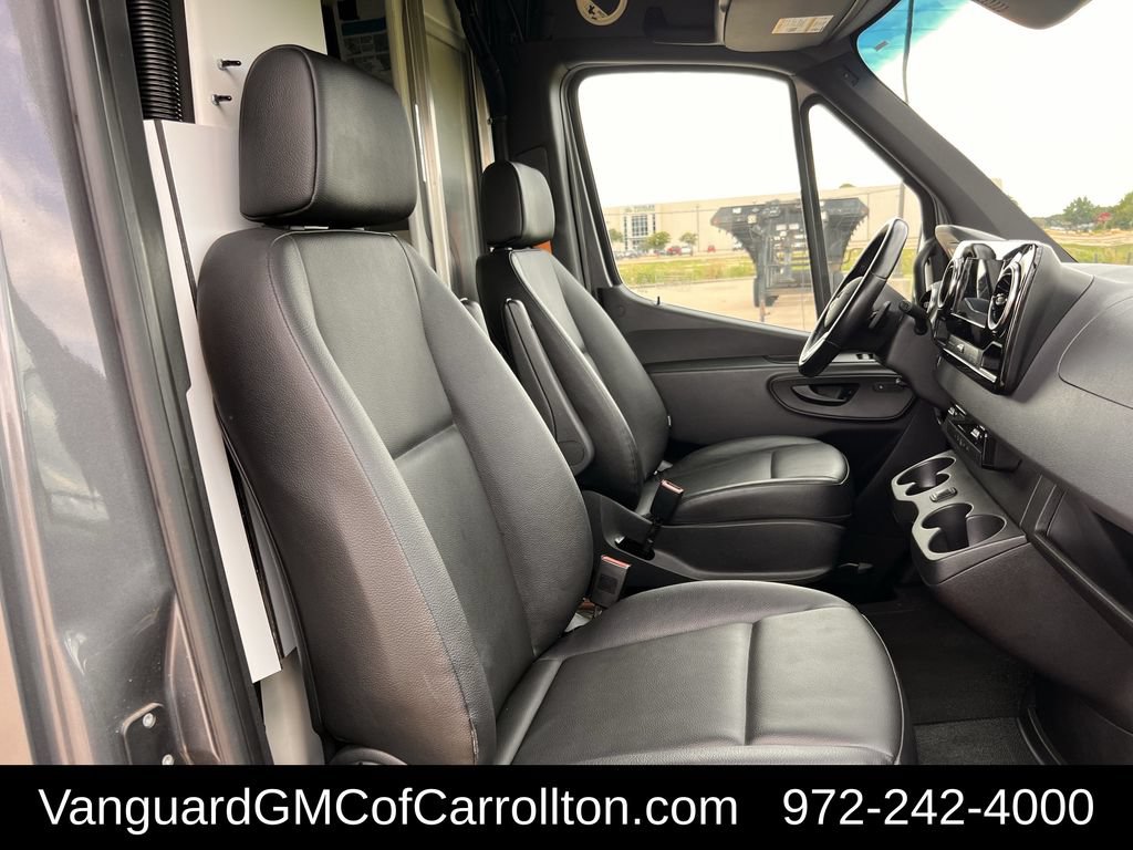 Used 2021 Mercedes-Benz Sprinter 4500 w/ Parking Package image 25