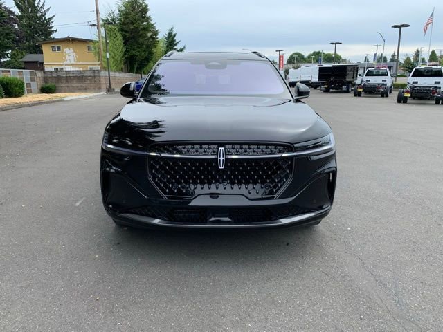 New 2025 Lincoln Nautilus Reserve image 11