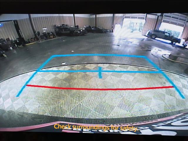 Used 2025 Toyota Sienna XLE w/ XLE Plus Package FWD image 29