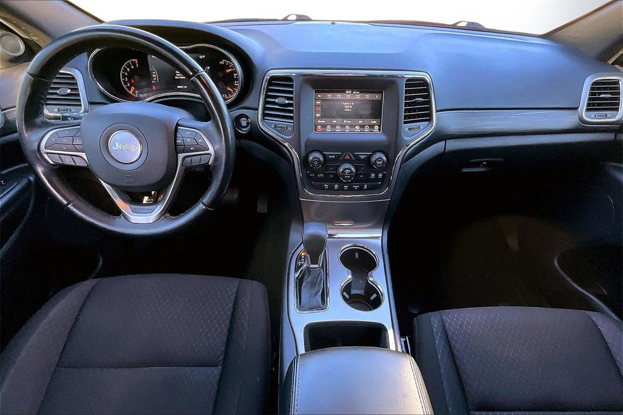 Certified 2021 Jeep Grand Cherokee Laredo image 14