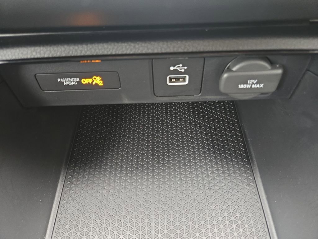 Used 2025 Honda CR-V LX image 18