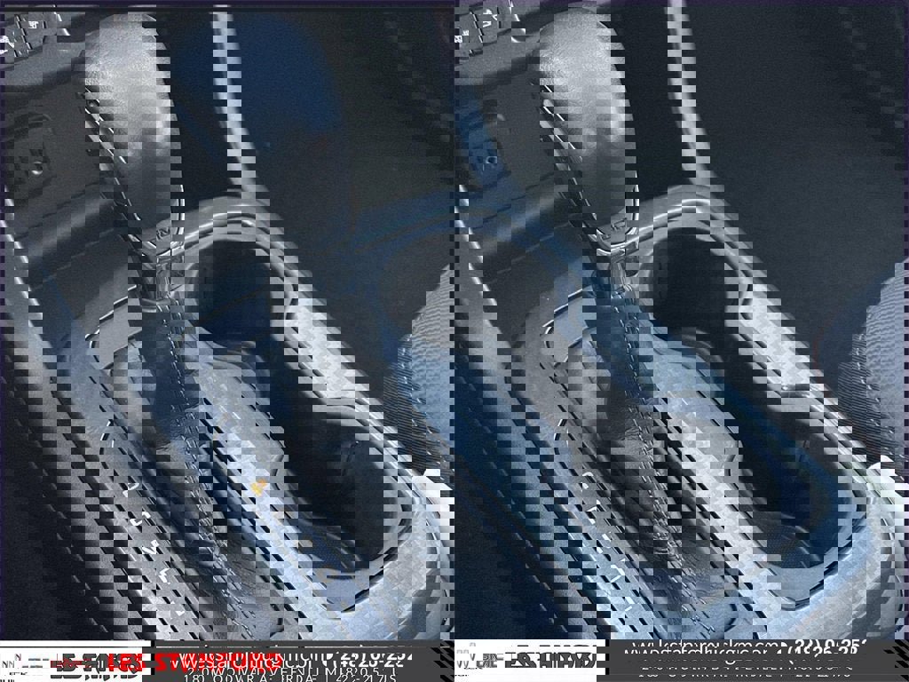 Certified 2022 GMC Canyon AT4 w/ Trailering Package image 32