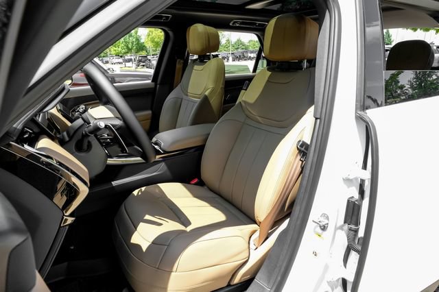 New 2026 Land Rover Range Rover Sport SE AWD/4WD image 39