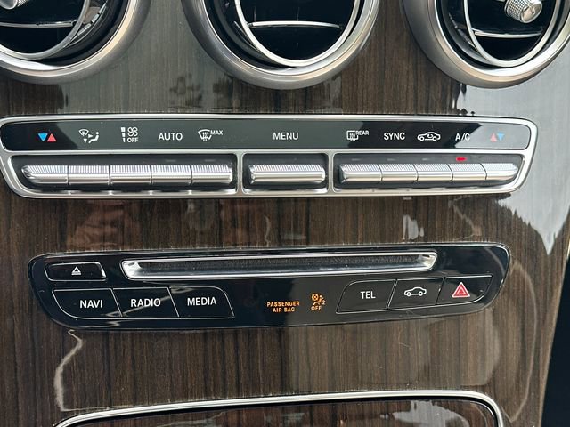 Used 2019 Mercedes-Benz GLC 300 w/ Parking Assistance Package image 30