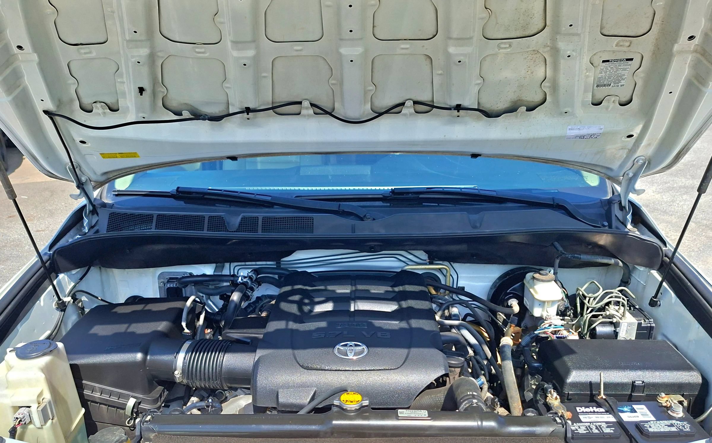 Used 2013 Toyota Sequoia Limited AWD/4WD image 38