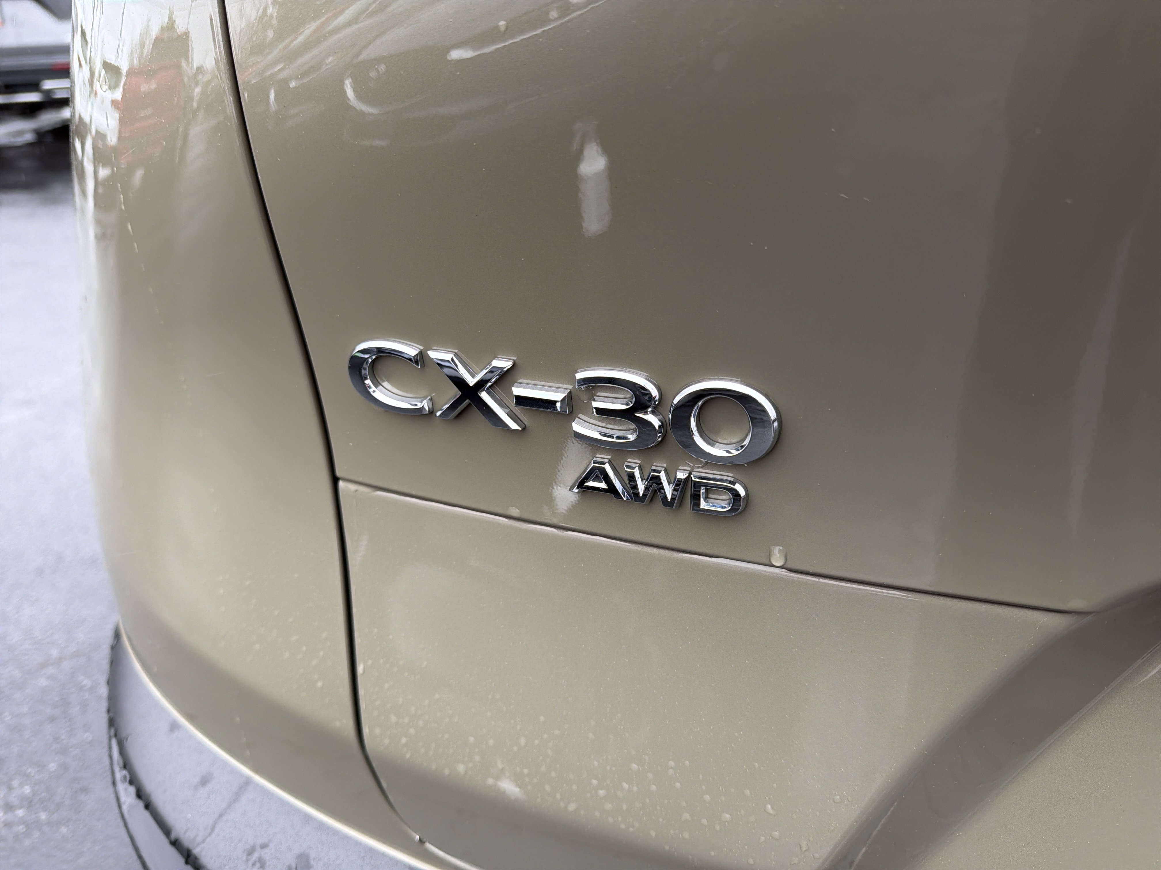 Used 2025 MAZDA CX-30 Carbon image 9