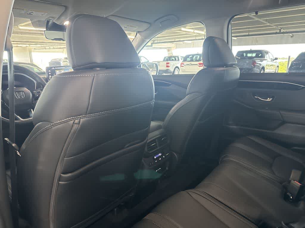 Used 2025 Honda Pilot EX-L image 22