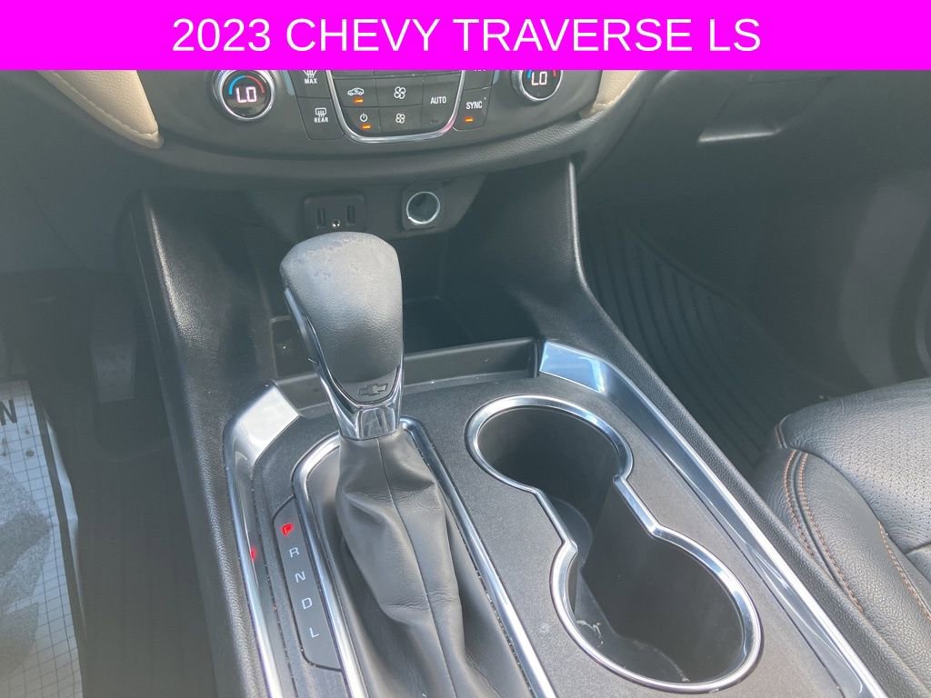 Used 2023 Chevrolet Traverse LS w/ Safety Package image 31
