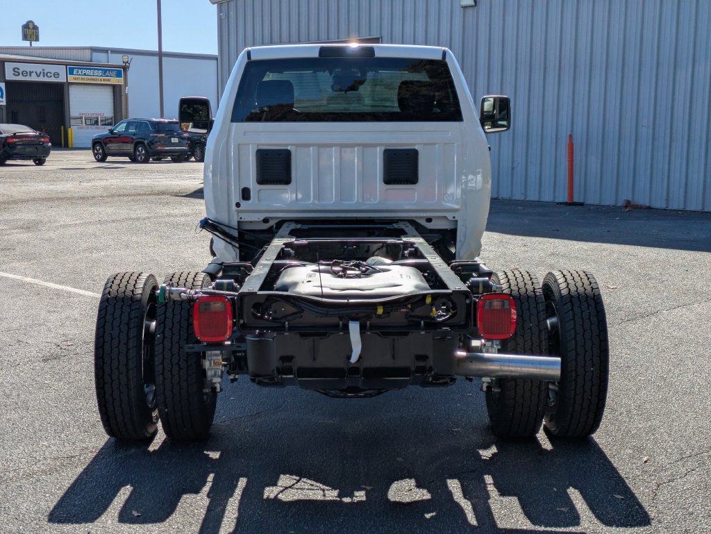 New 2026 RAM 4500 Tradesman AWD/4WD image 4