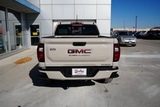 New 2026 GMC Canyon Elevation w/ Convenience Package image 32