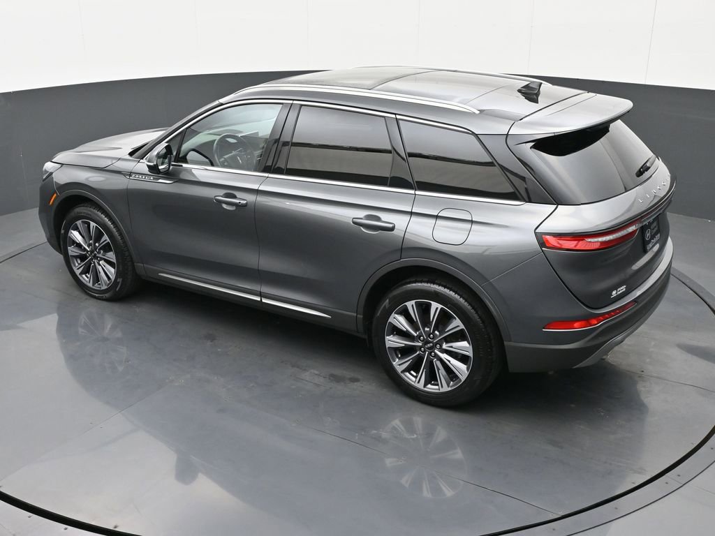 Used 2022 Lincoln Corsair Reserve w/ Elements Package image 35