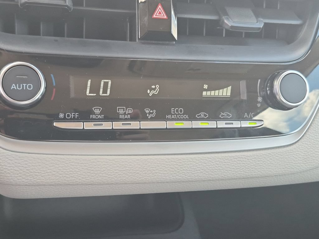 Used 2026 Toyota Corolla LE FWD image 19