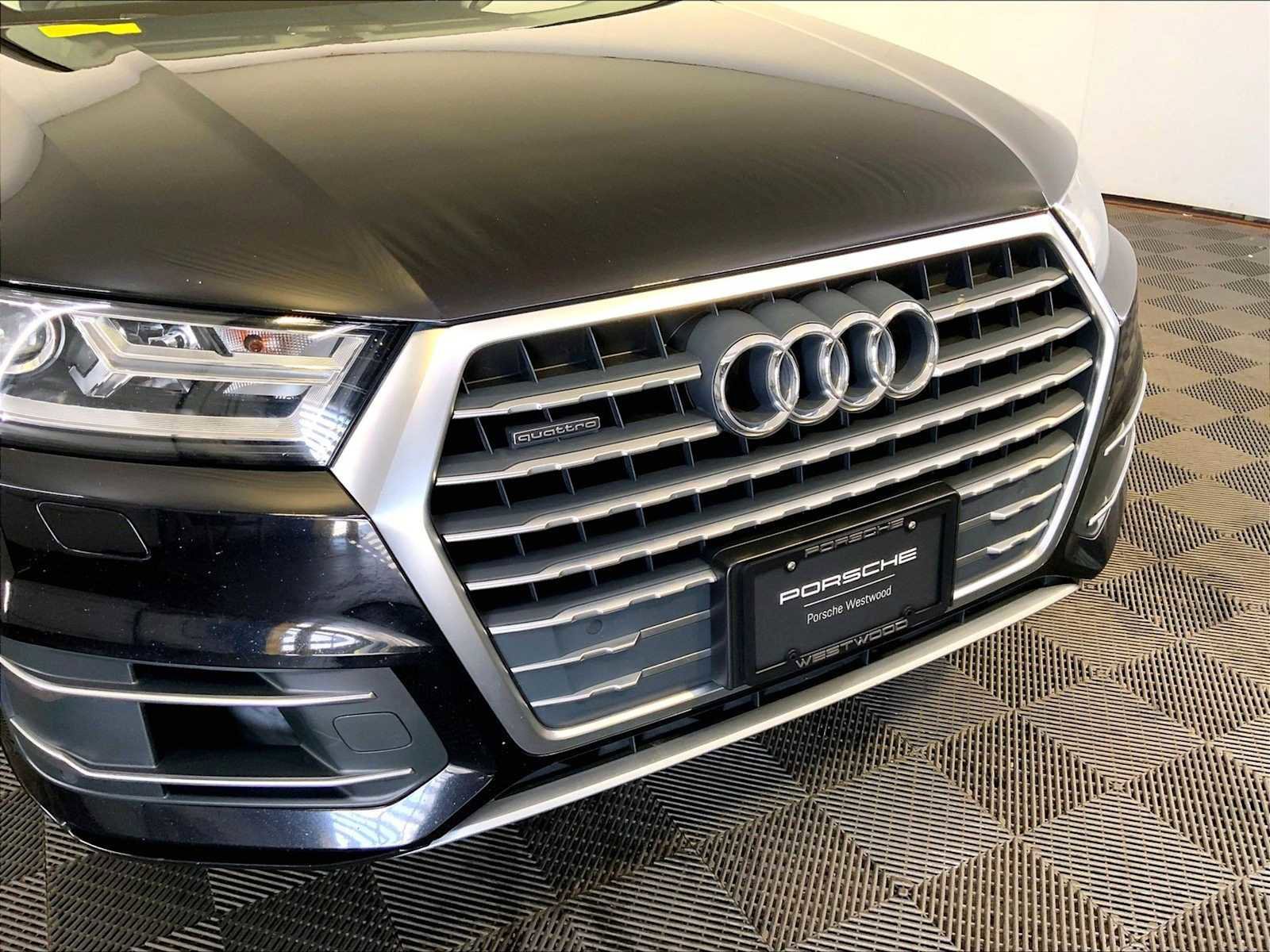 Used 2018 Audi Q7 3.0T Premium Plus AWD/4WD image 34