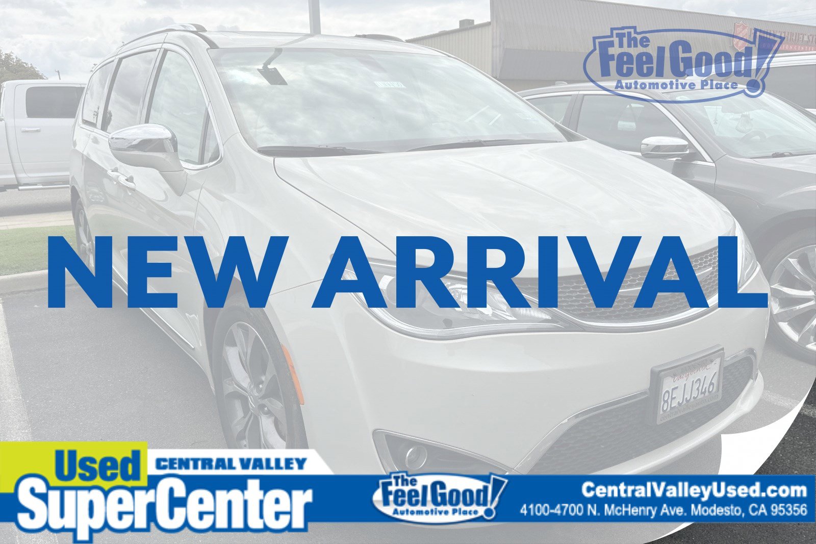 Used 2017 Chrysler Pacifica Limited w/ UConnect Theater Package image 1