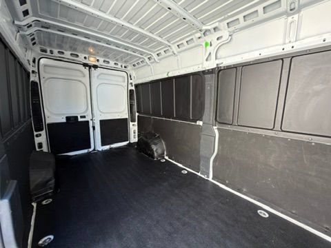 Used 2023 RAM ProMaster 2500 FWD image 25