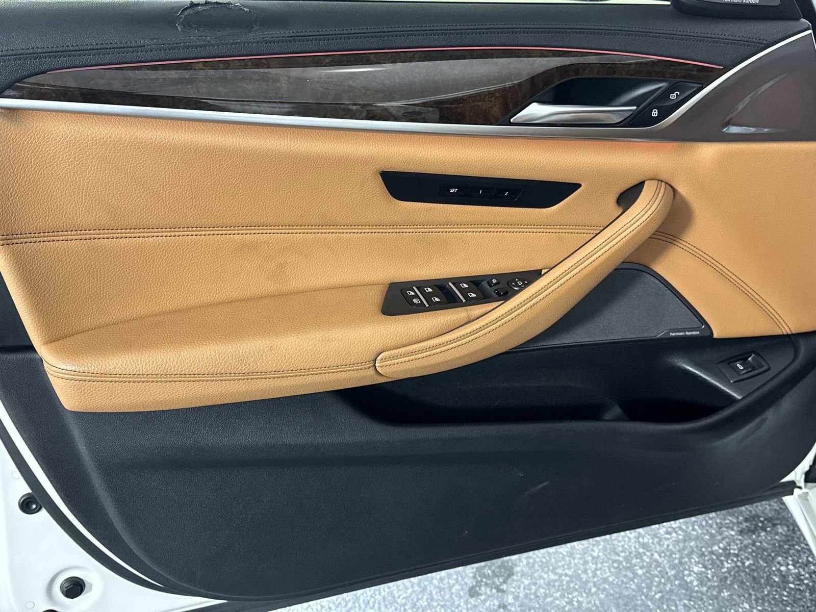 Used 2018 BMW 540i image 33