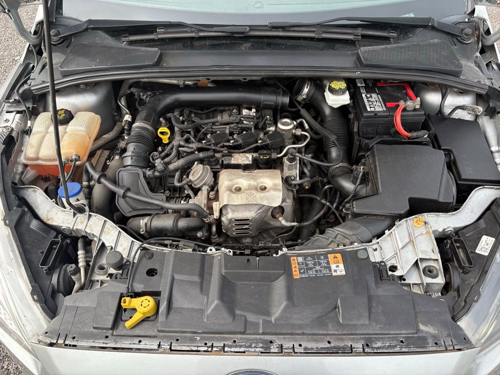 Used 2018 Ford Focus SE w/ SE Appearance Package image 22