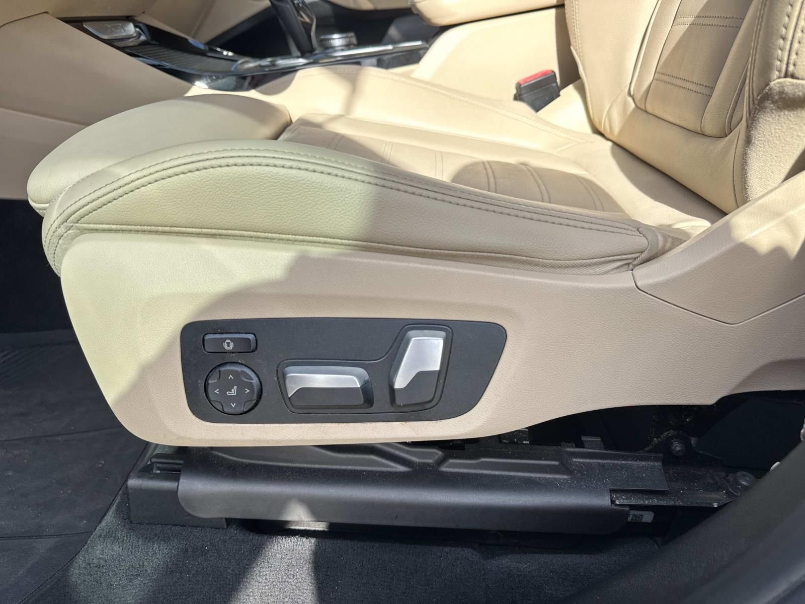 Used 2019 BMW X3 sDrive30i w/ Convenience Package RWD image 19