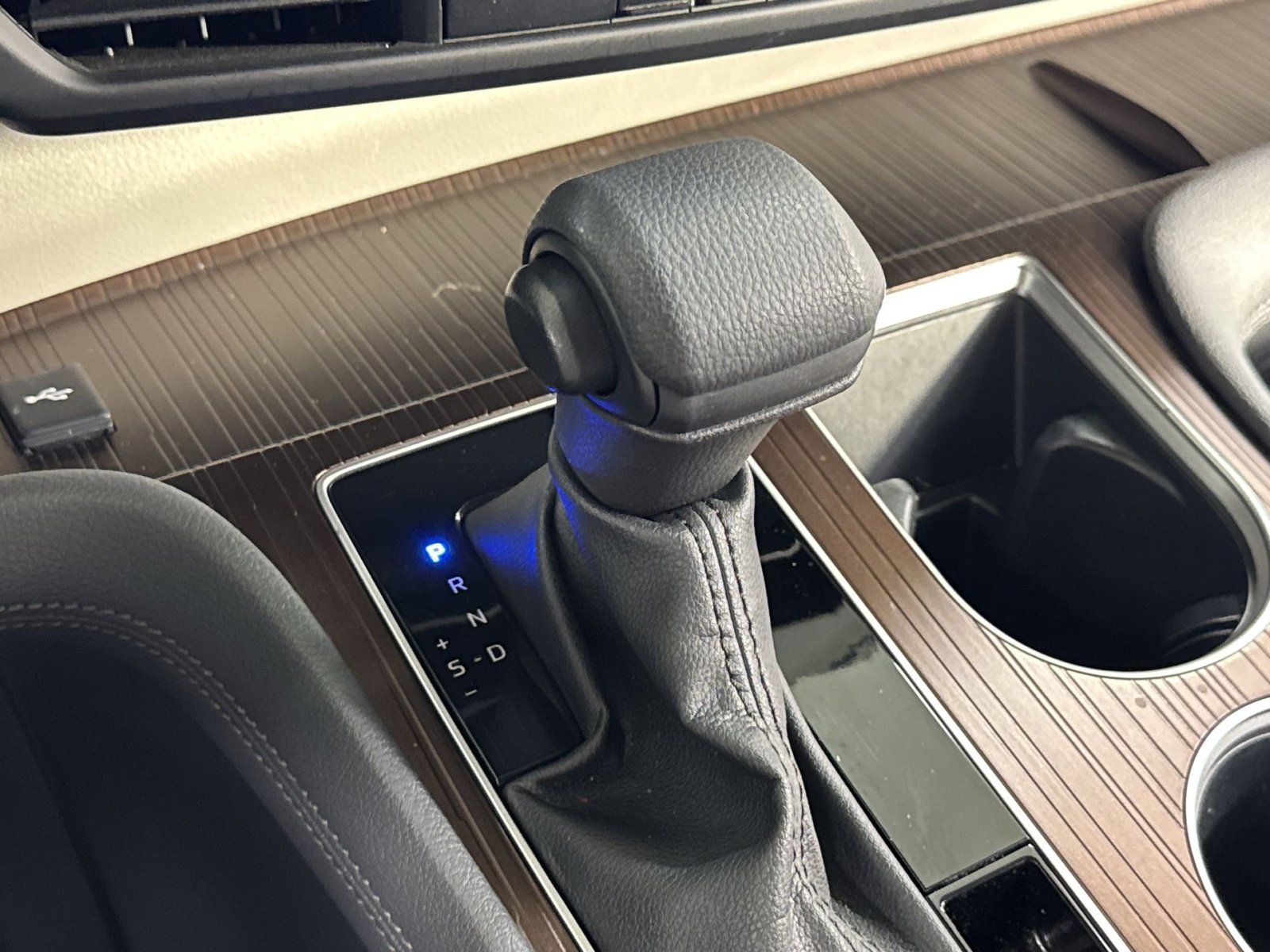 Used 2023 Toyota Sienna LE image 26