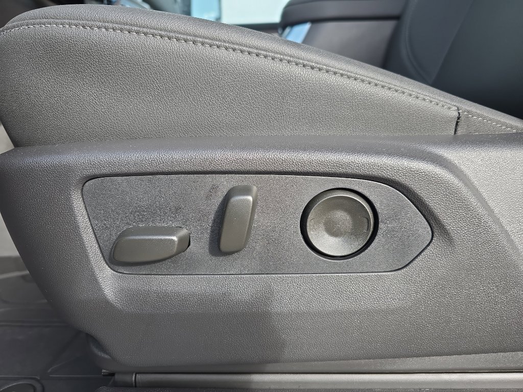 New 2026 Chevrolet Silverado 3500 LTZ w/ LTZ Plus Package image 13