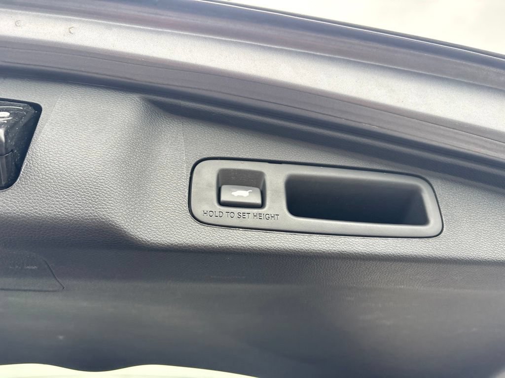 Used 2020 Honda CR-V EX-L image 11