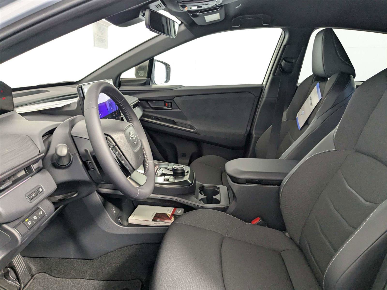 New 2026 Toyota C-HR AWD/4WD image 11