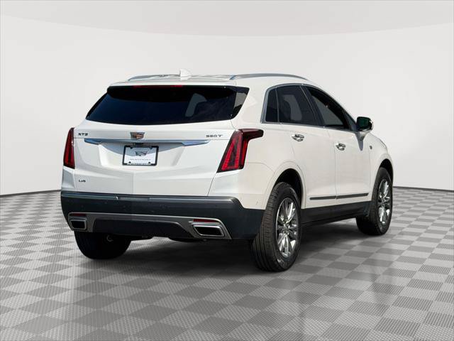 Used 2022 Cadillac XT5 Premium Luxury w/ Technology Package AWD/4WD image 7