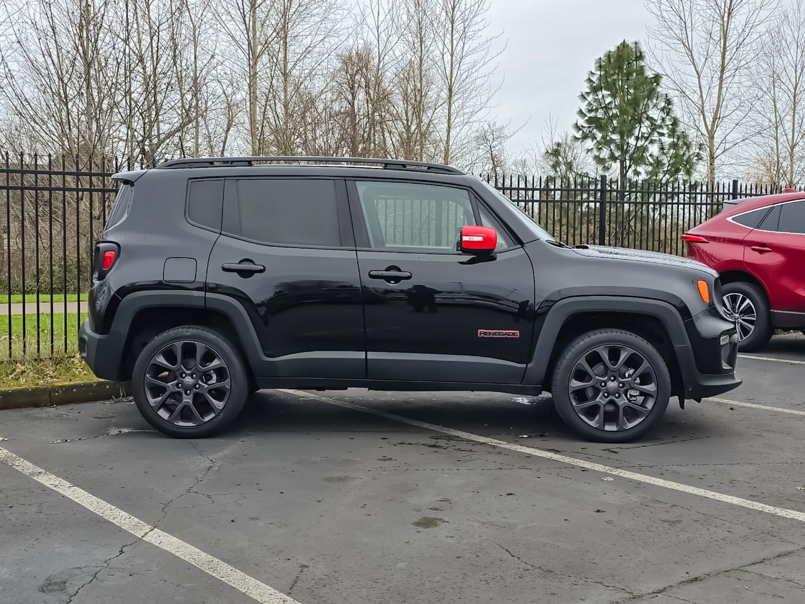 Used 2023 Jeep Renegade Latitude w/ Sun/Sound Group image 3