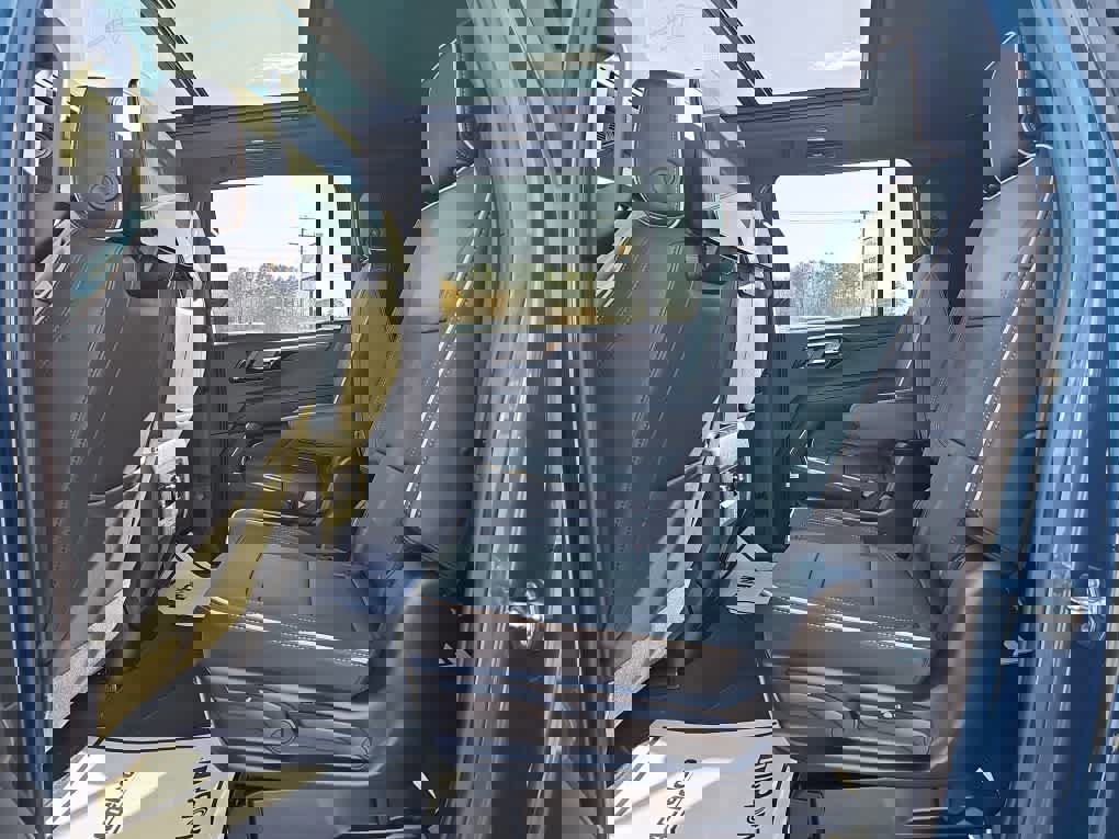 New 2026 Chevrolet Suburban Premier image 24