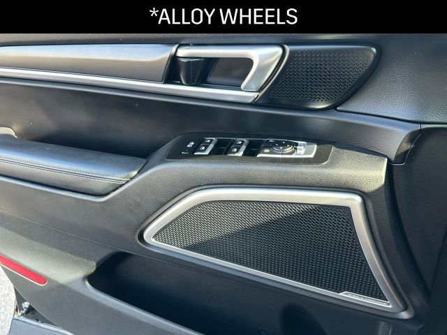 Used 2022 Kia Telluride S image 14