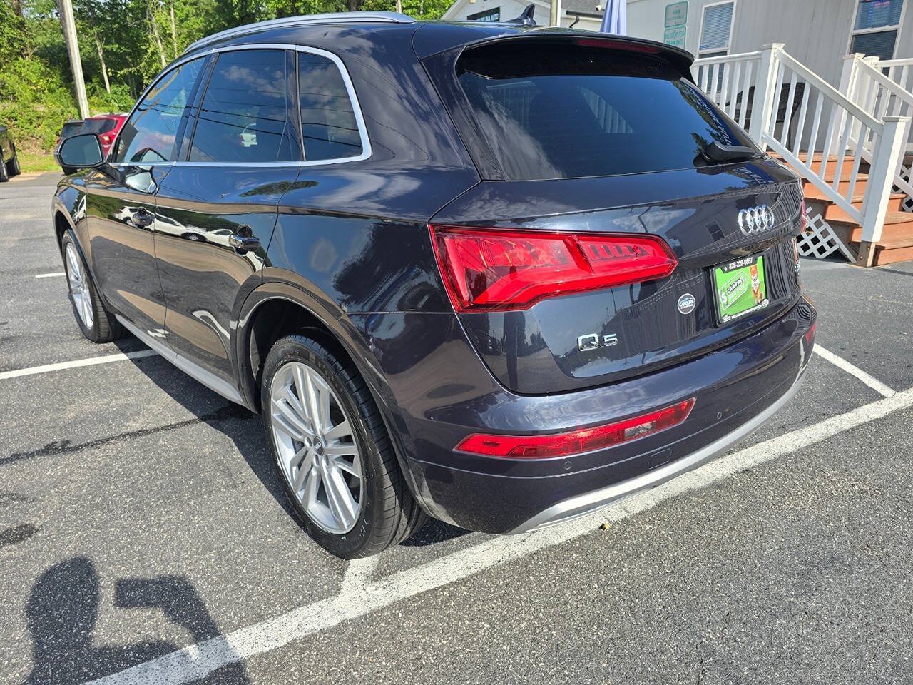 Used 2018 Audi Q5 2.0T Premium Plus w/ Premium Plus Package AWD/4WD image 4