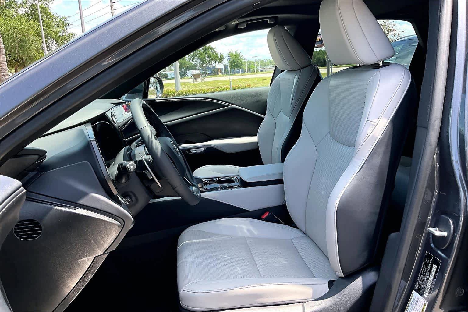 Used 2025 Lexus RX 350 Premium Plus w/ Convenience Package FWD image 8