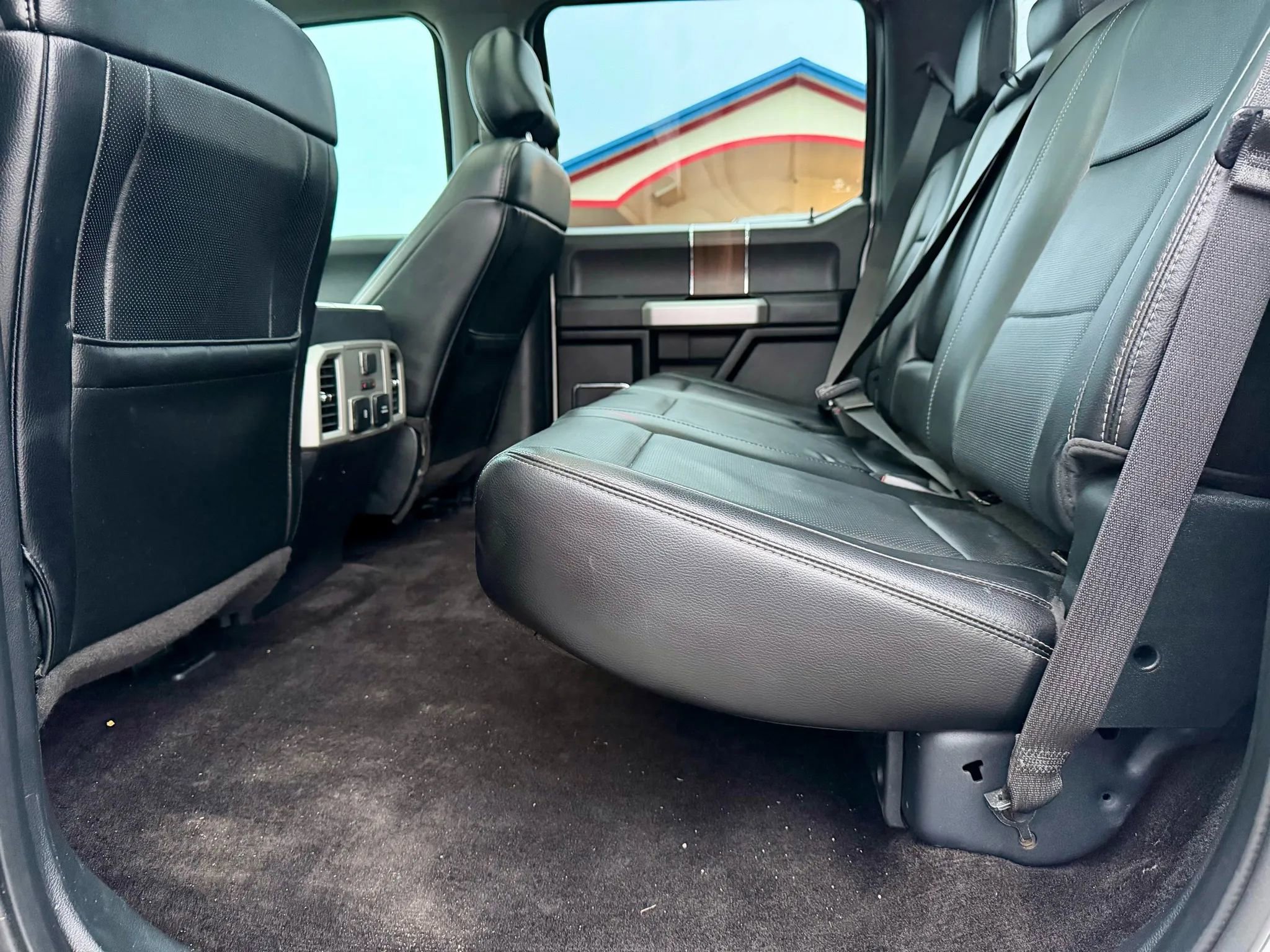 Used 2017 Ford F150 Lariat w/ Equipment Group 502A Luxury image 12