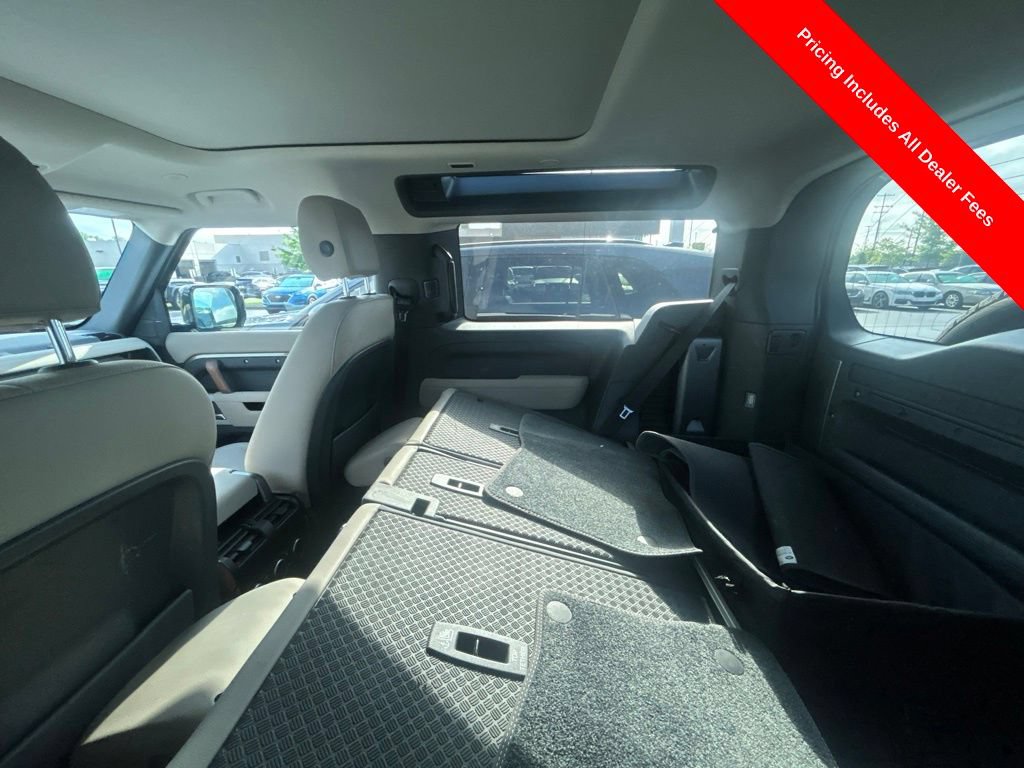 Used 2023 Land Rover Defender 90 S AWD/4WD image 9