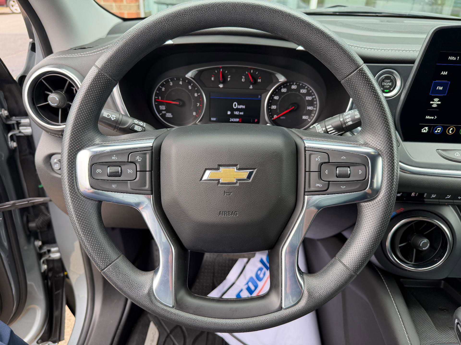 Used 2024 Chevrolet Blazer LT w/ Convenience Package FWD image 14
