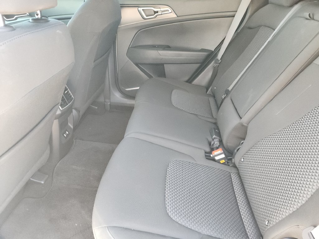 New 2026 Kia Sportage LX FWD image 22