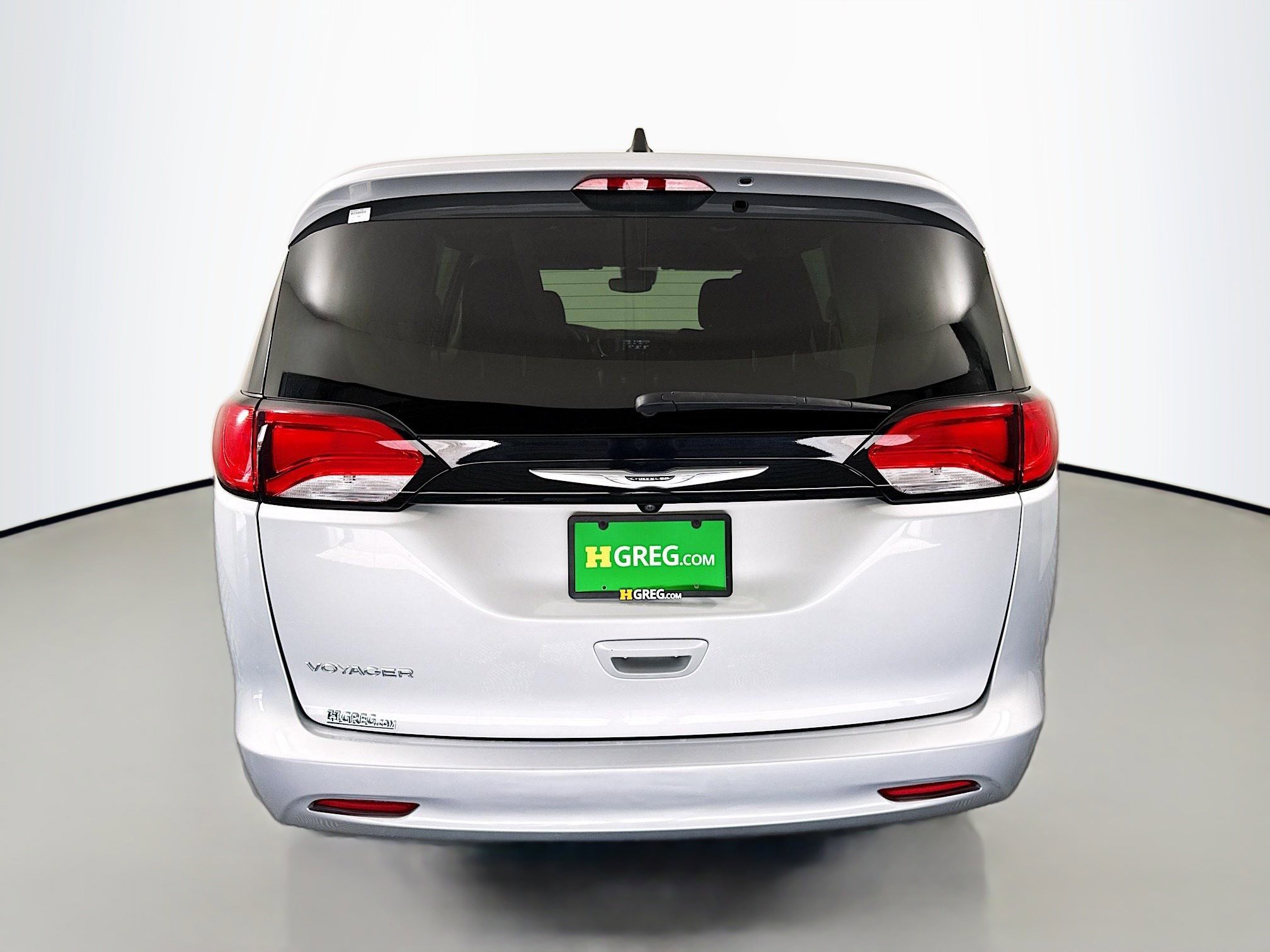 Used 2023 Chrysler Voyager LX FWD image 8
