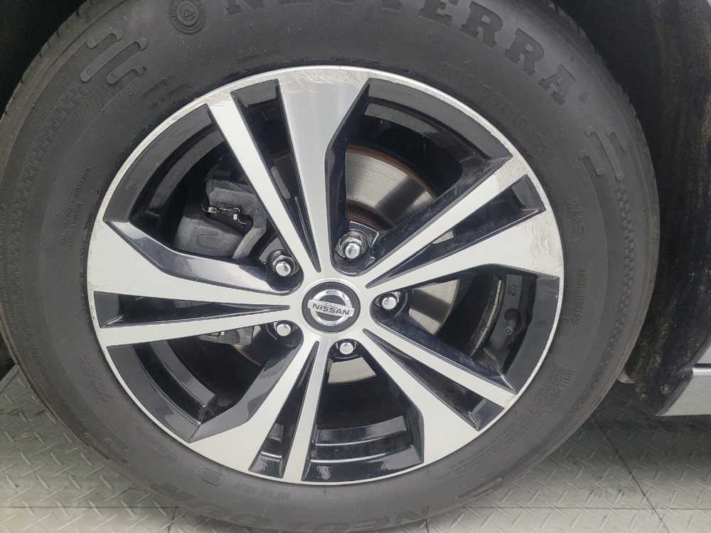 Used 2021 Nissan Sentra SV image 31