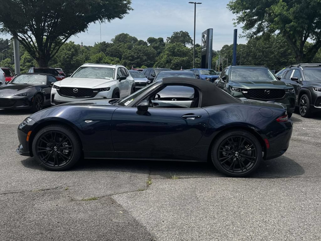 New 2026 MAZDA MX-5 Miata Club w/ Weather Package RWD image 8