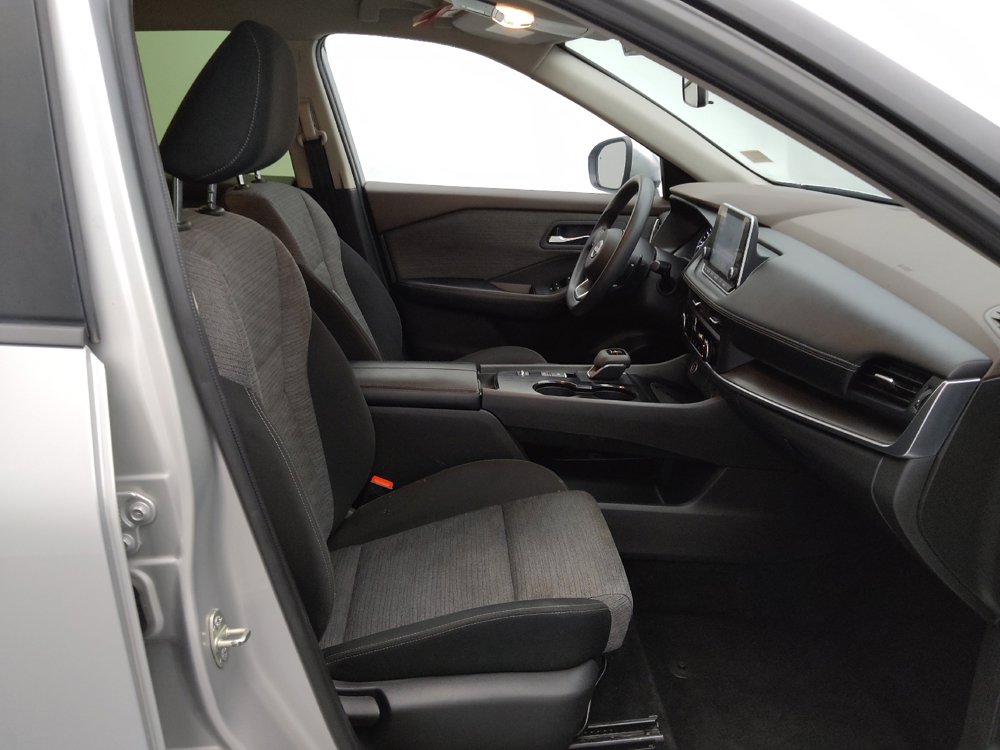 Used 2023 Nissan Rogue SV FWD image 21