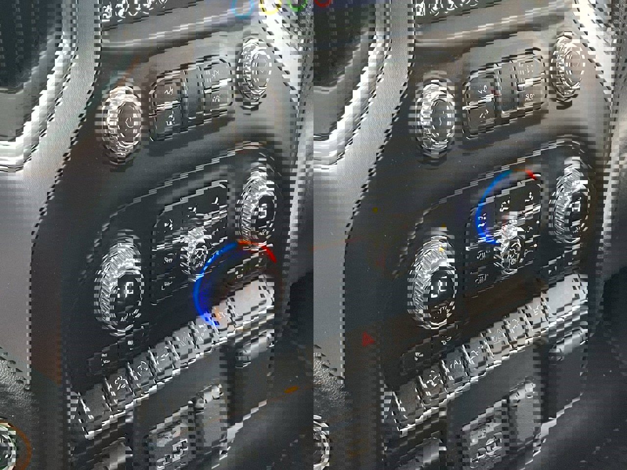 Used 2022 GMC Sierra 1500 SLT w/ X31 Off-Road Package image 6