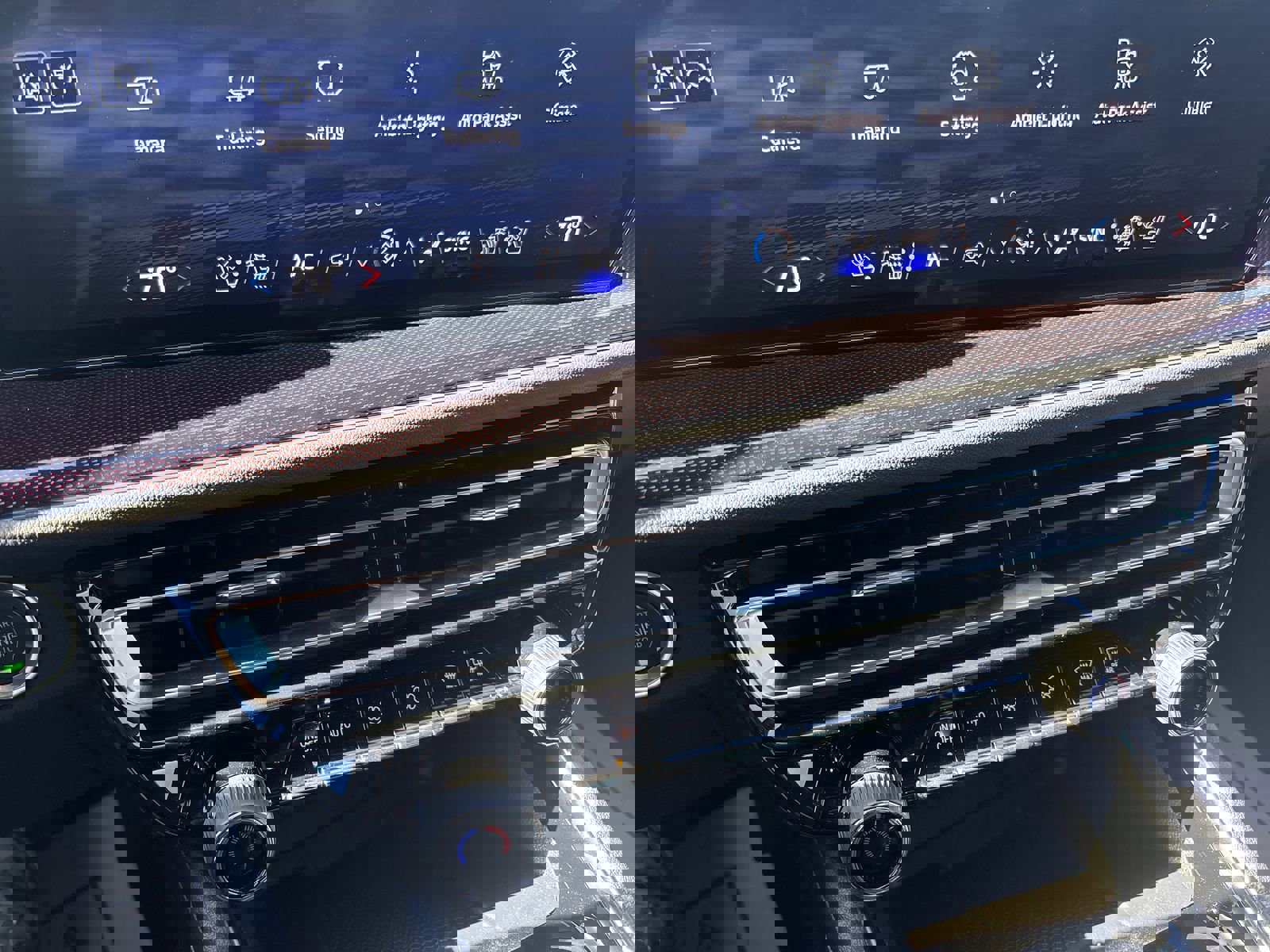 New 2026 Chevrolet Traverse RS w/ LPO, Floor Liner Package image 21