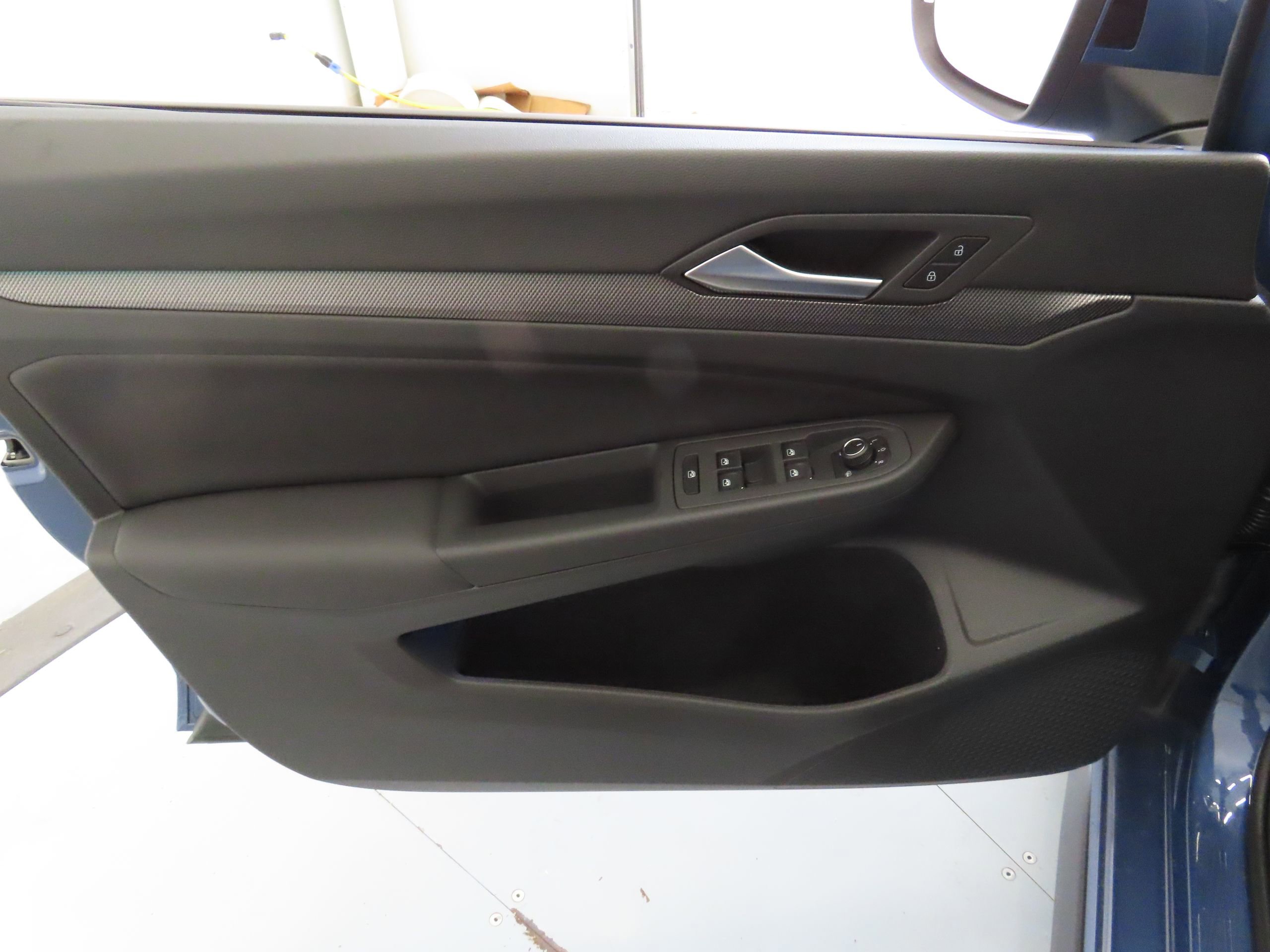 New 2025 Volkswagen GTI SE image 11