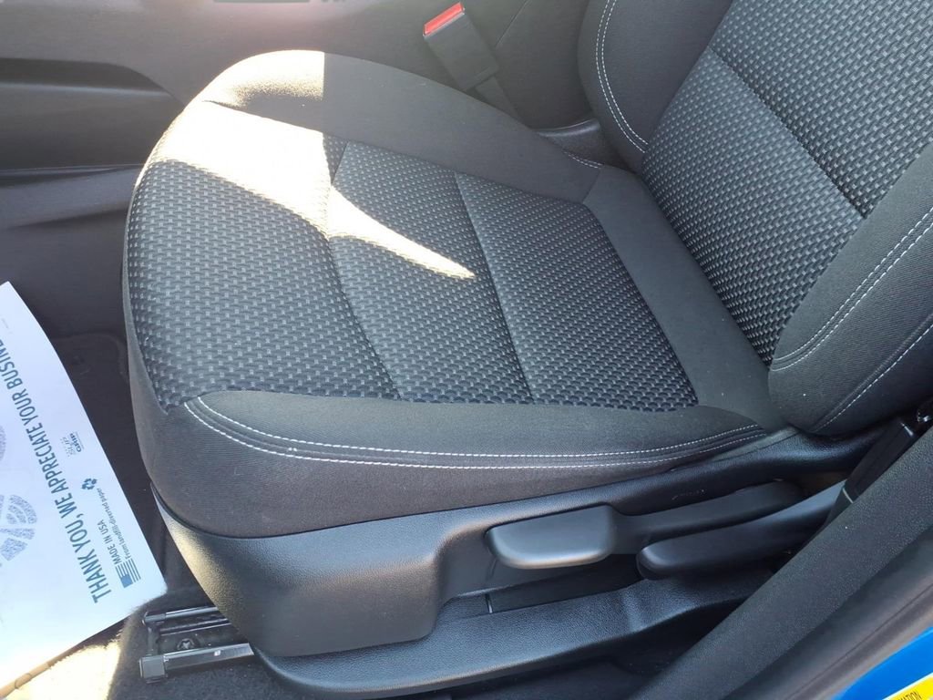 Used 2024 GMC Terrain SLE image 12