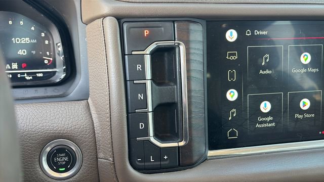 Used 2022 GMC Yukon XL Denali AWD/4WD image 30