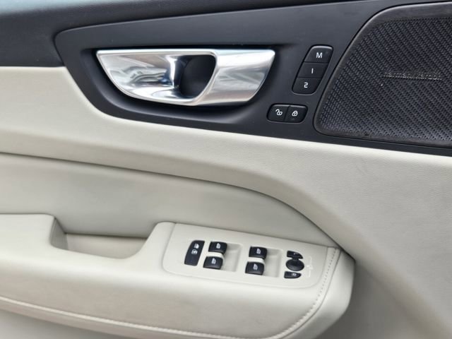 Used 2023 Volvo XC60 B5 Plus w/ Protection Package Premier image 30