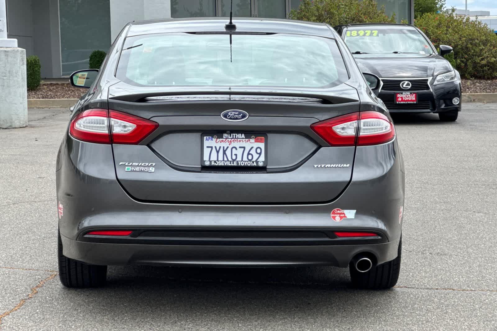 Used 2016 Ford Fusion Energi Titanium w/ Driver Assist Package FWD image 8
